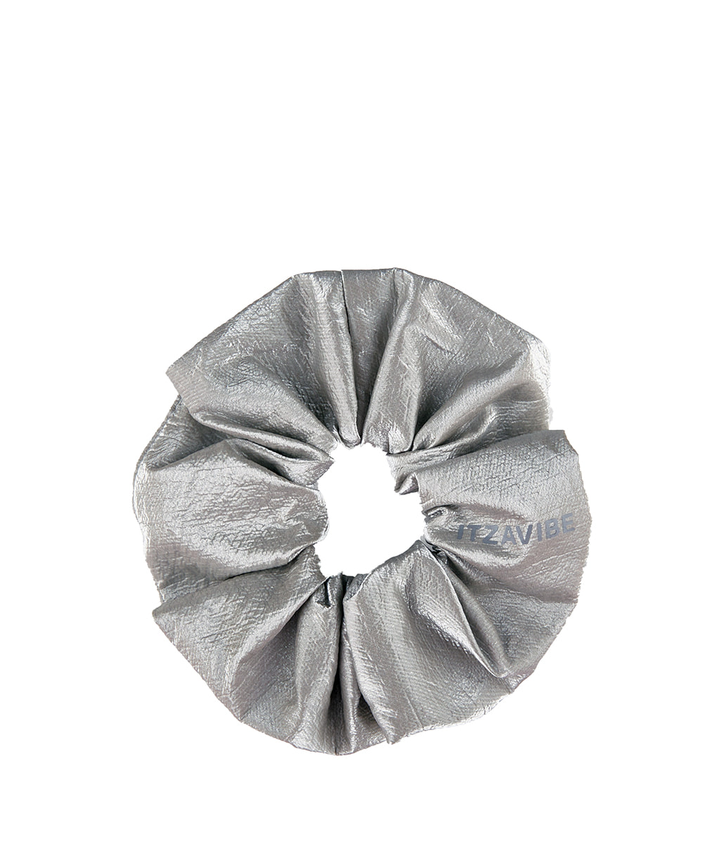 [i-ac21-010]Leather Silver Scrunchie